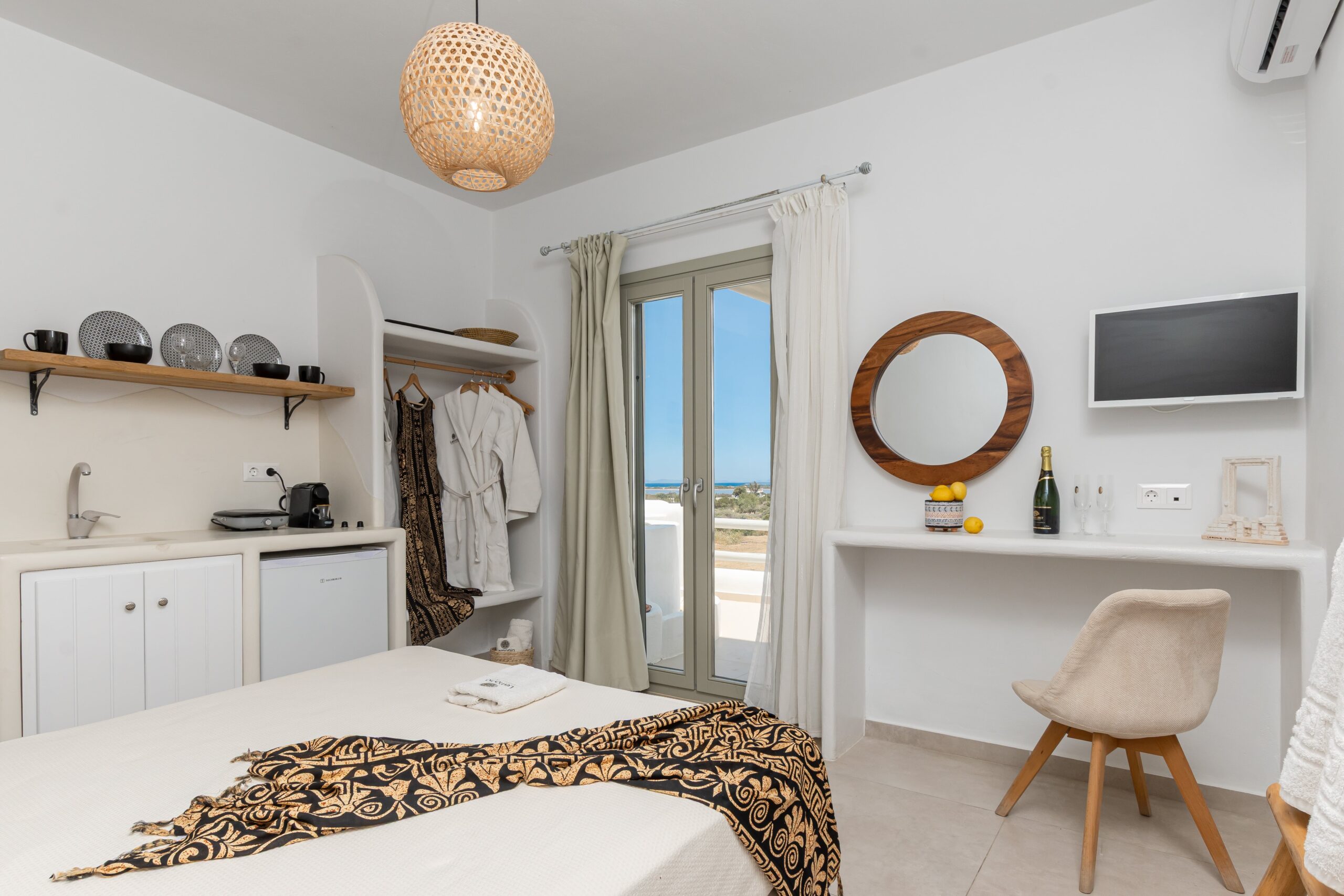 Lemonia Suites in Naxos Junior Suite 01