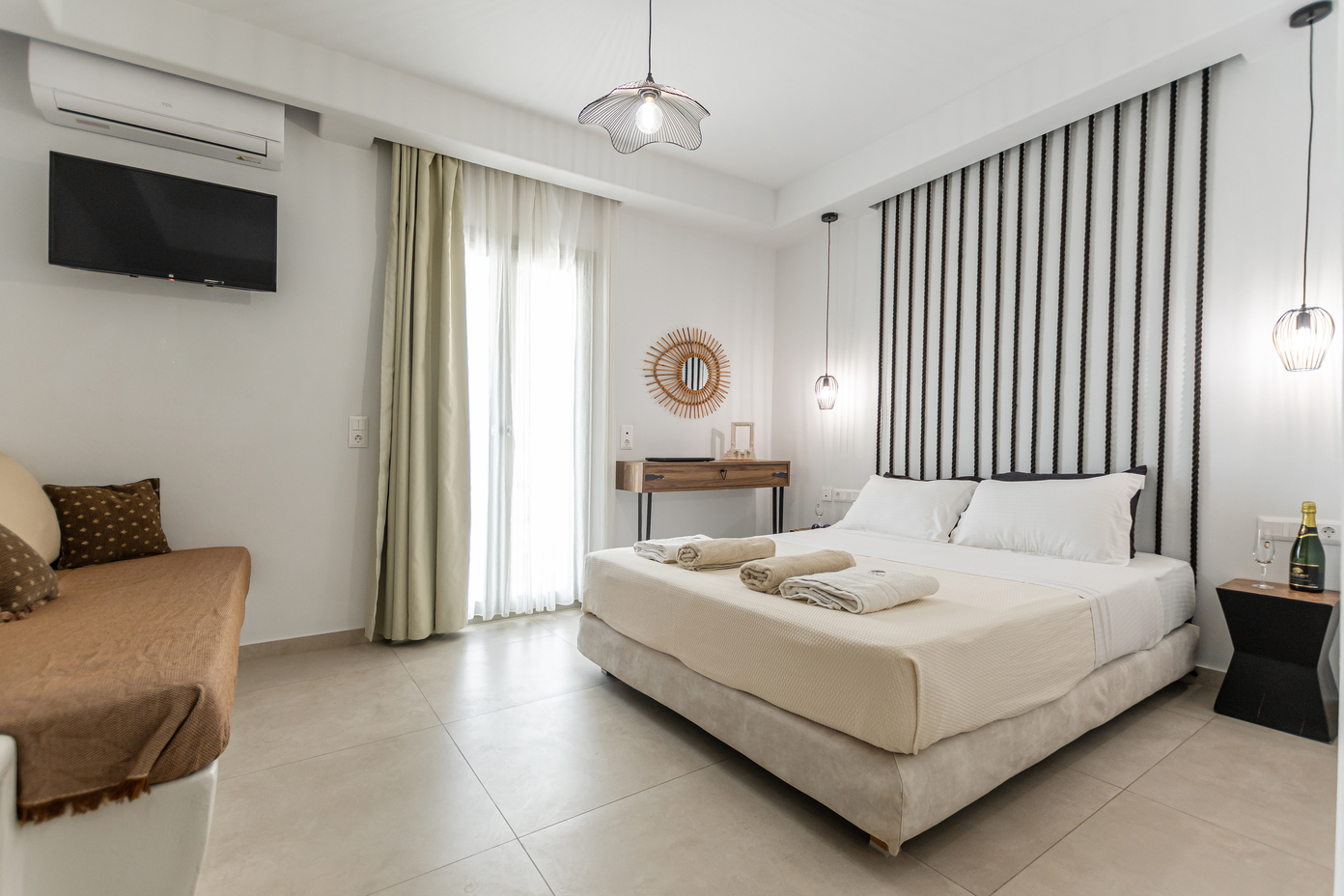 Lemonia Suites in Naxos Triple Suite 02