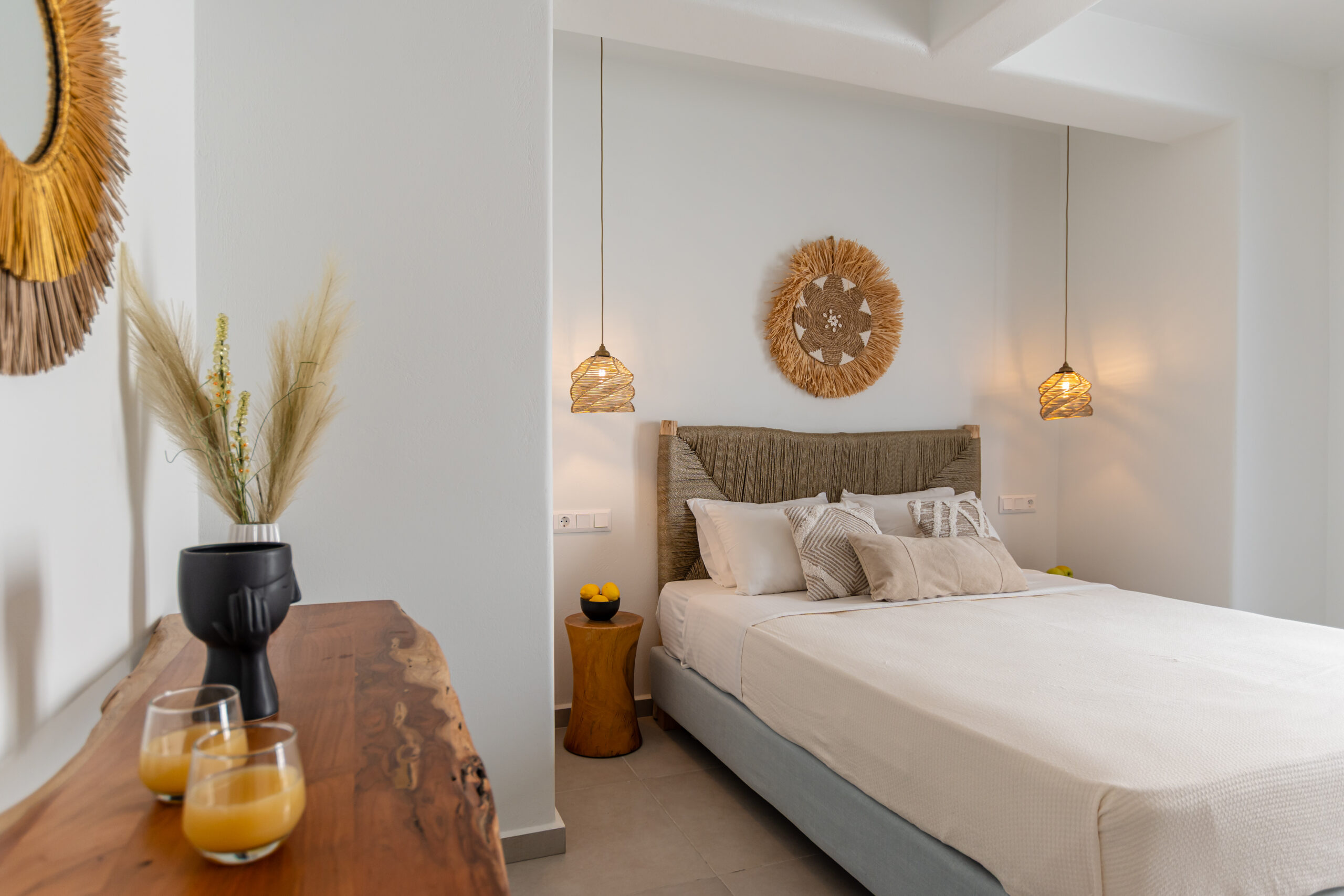 ONE BEDROOM APARTMENT